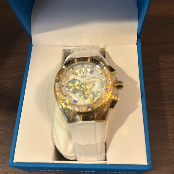 Techno Marine Ladies Watch Brand New - Picture 1 of 3